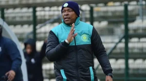 bucs-mthombeni coach